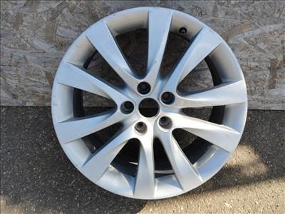 184642 Hyundai I 40 2011-2019 8x18"-os alufeni (1db) a képen látható állapotban 529103z300