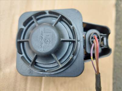 Skoda Octavia III-Fabia-Superb-Rapid-VW Golf VII-Passat B8 riasztó sziréna 5Q0951605