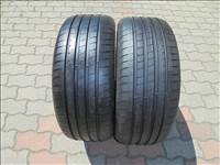 Újszerű 2 éves 245/40 R 19-es Goodyear 2 db nyári gumi eladó