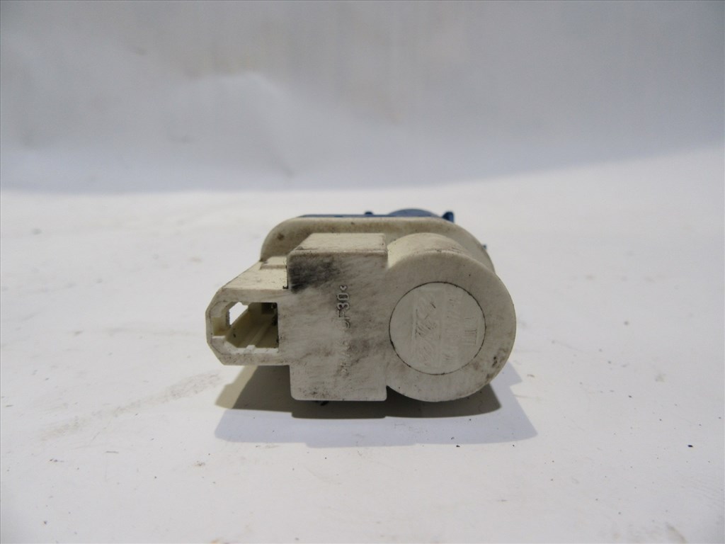 Ford Fiesta féklámpa kapcsoló 3m5t9c872ac 2. kép