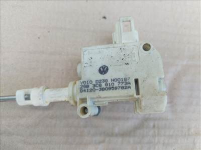 Volkswagen Passat CC-CC tankajtónyitó motor 3C8810773A