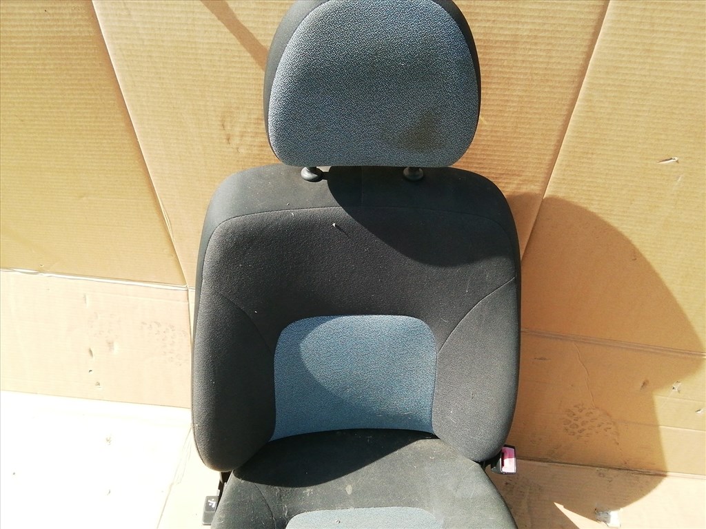 156502 Fiat Doblo 2000-2009 jobb első ülés 4. kép