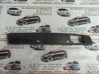 32437 Fiat Stilo 3 ajtós, jobb első díszcsík a képen látható sérüléssel 1821920031