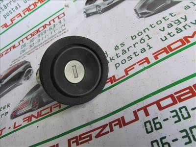 Fiat Punto III. csomagtérajtó zárbetét