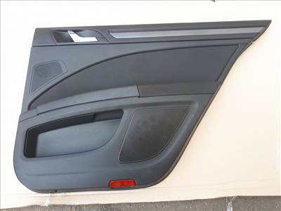 Skoda Superb II sedan ajtókárpit jobb hátsó 3T5867212A