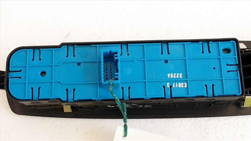 508178 Renault Scenic 3, 2010, Ablakemelő Kapcsoló, 809610015R. 4. kép