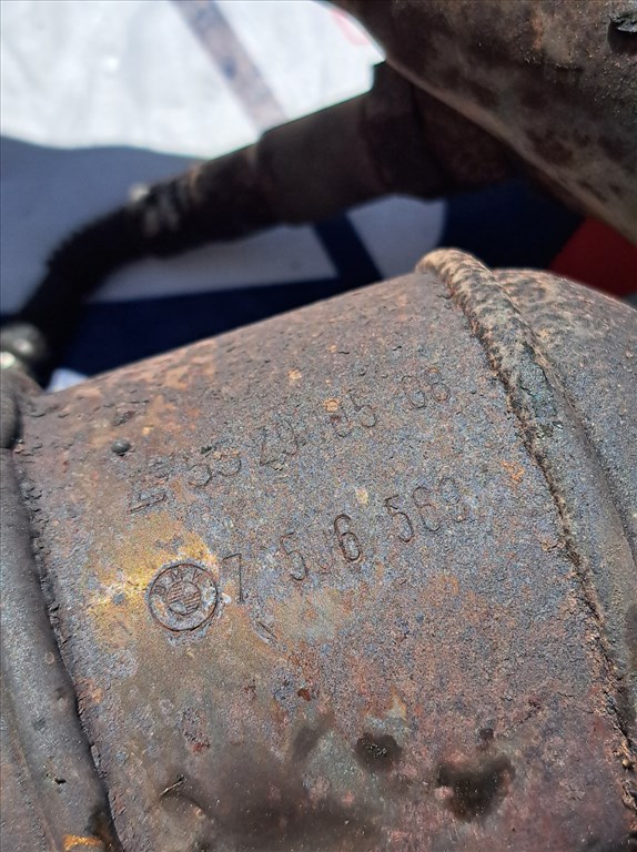 BMW E46 316 N42 N42B18a leömlõ katalizátor  4. kép