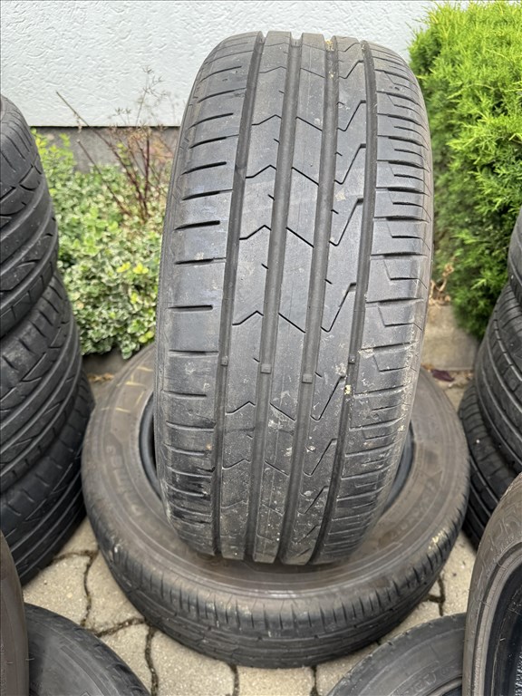  215/5517" használt Hankook nyári gumi gumi 1. kép