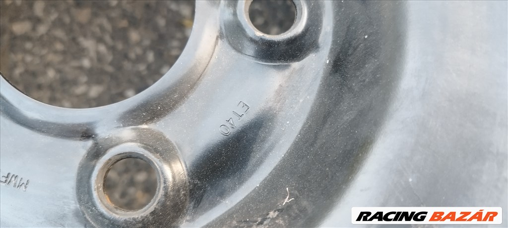 Renault Kadjar szenzoros kerékszett 215/65 R16 újszerű Continental téli gumikkal eladó! 11. kép