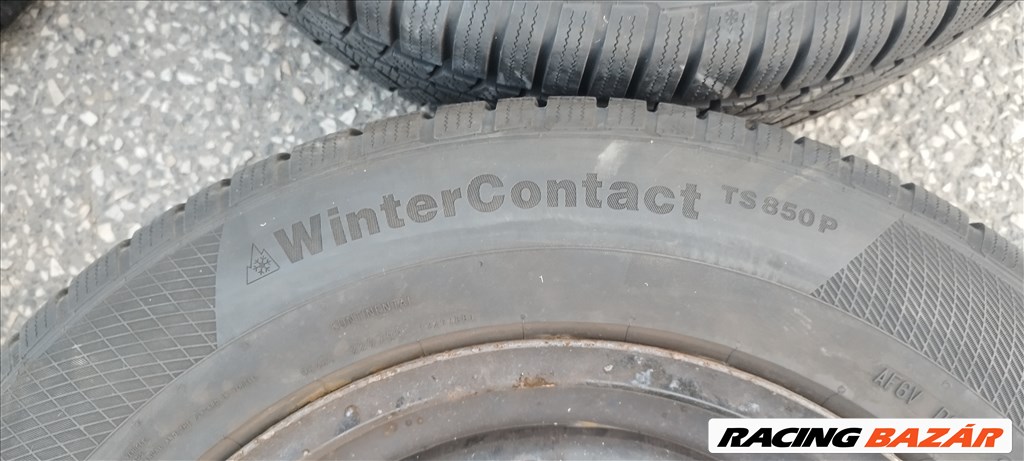 Renault Kadjar szenzoros kerékszett 215/65 R16 újszerű Continental téli gumikkal eladó! 13. kép