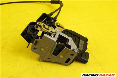 Mercedes ML163 facelift bal hátsó ajtózár  a1637302535