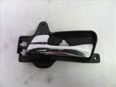 105568 Hyindai i30 bal hátsó belső kilincs 105568