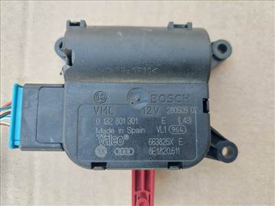 Seat Exeo-Audi A4 fűtésállító motor 8E1820511