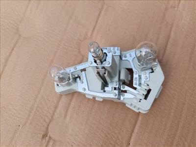 Volkswagen Passat CC hátsó lámpa izzófoglalat jobb belső 3C8945258A
