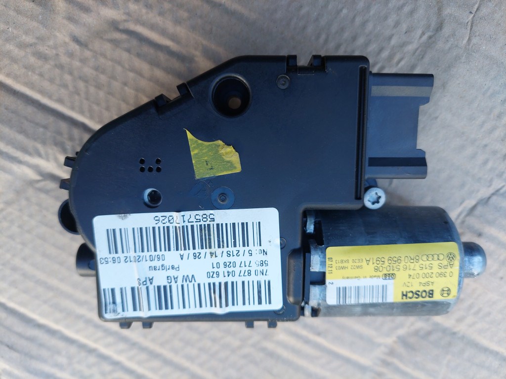 Skoda Superb II-Yeti tetőablak motor 8R0959591A 1. kép