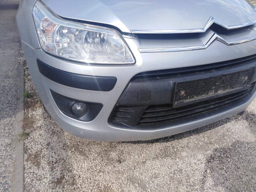 Citroën C4 I első lökhárító  2. kép