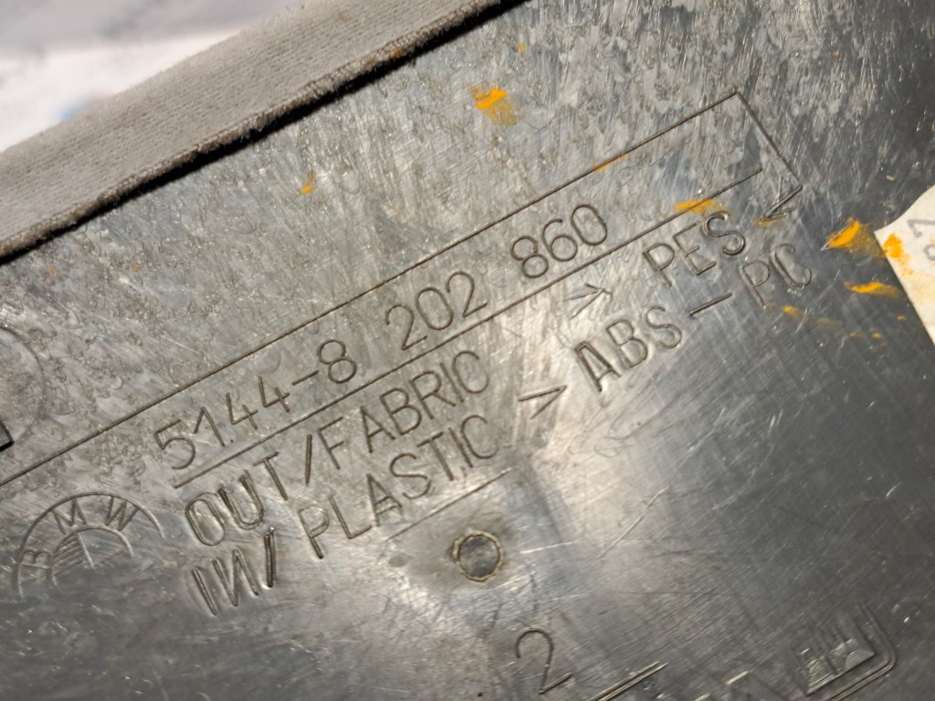 BMW E46 coupe szürke féklámpa pótféklámpa takaró tetõkárpit borítás 3. kép