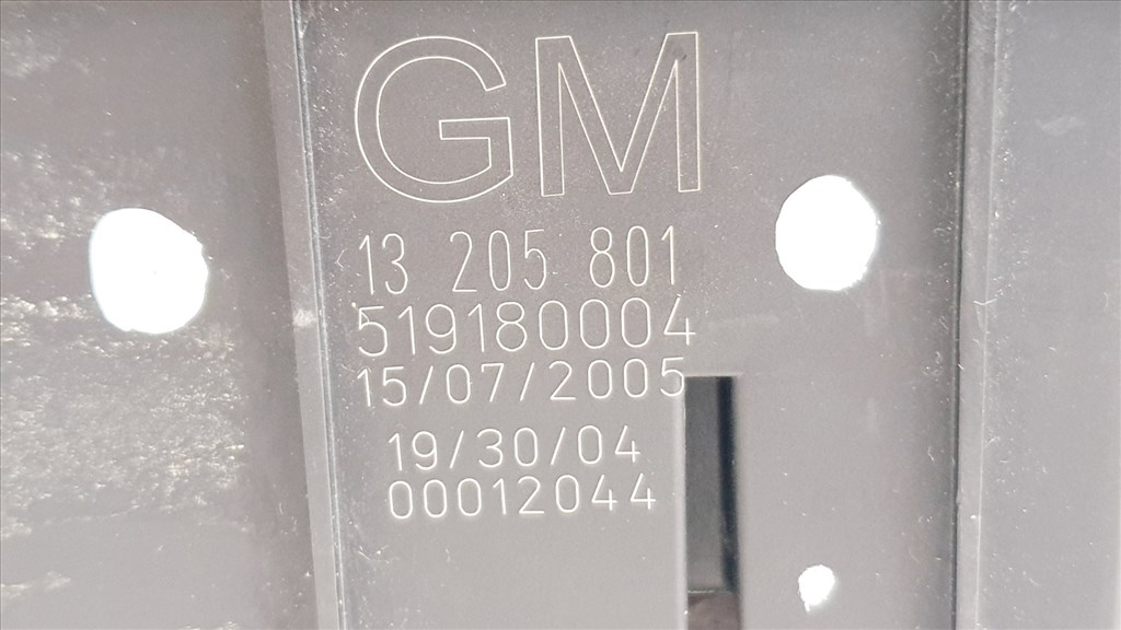 508834 Opel Vectra C, 1.9 D, 2005, Biztosíték Tábla, Külső, 13205801. 8. kép