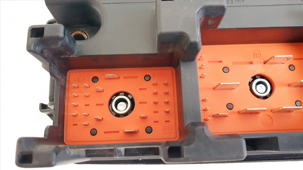 508834 Opel Vectra C, 1.9 D, 2005, Biztosíték Tábla, Külső, 13205801. 12. kép