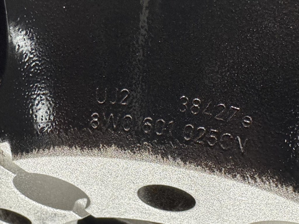 R20 Original Audi 9J ET26 - 8W0 601 025CN 8W0601025CN 1db alufelni 4. kép