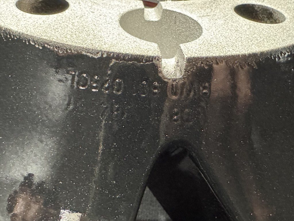 R20 Original Audi 9J ET26 - 8W0 601 025CN 8W0601025CN 1db alufelni 9. kép