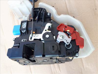 Volkswagen Golf V-VI kombi-Jetta-Touran ajtózárszerkezet jobb hátsó 3B4839016AP