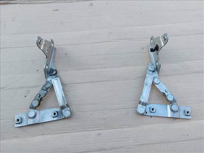 Seat Altea-Toledo motorháztető zsanér 5P0823301B