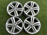 5x100 16" Volkswagen gyári alufelni 7Jx16h2 ET46