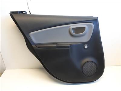 Toyota Yaris (XP130) bal hátsó ajtókárpit