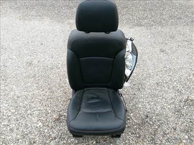 195927 Fiat Freemont 2011-2015 bal fekete bőr első Ülés 