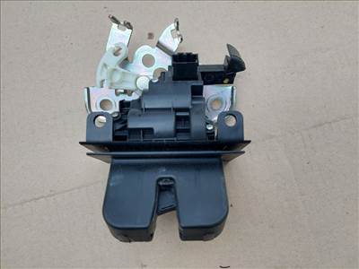 Skoda Rapid-Octavia III-Fabia III csomagtérajtó zár 5E0827505