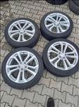 5x112 lyukosztású 19" újszerű Dezent alufelni, rajta 215/50 újszerű Goodyear téli gumi sxx3