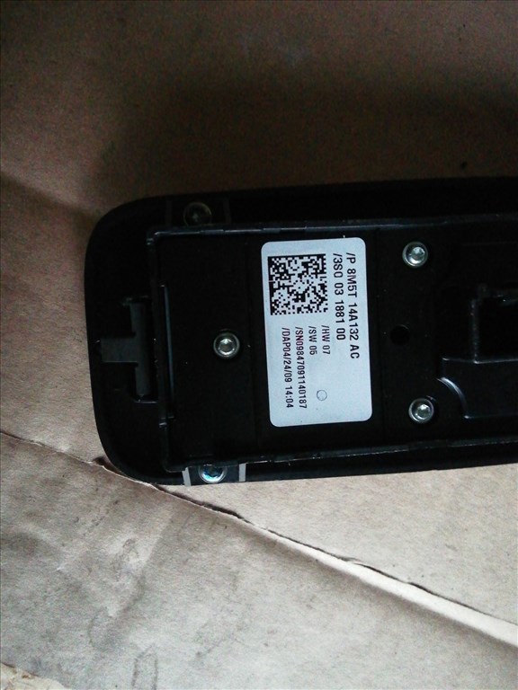 Ford Kuga 2008-2012 bal első ablakemelő kapcsoló  5M5T14A132AC 2. kép