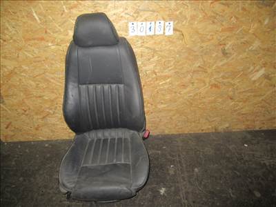 30187 Alfa Romeo 147 5 ajtós, fekete színű, bőr, jobb első ülés ules30187