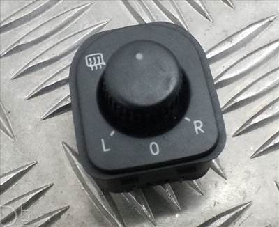 Volkswagen Golf-Jetta-Passat tükörállító gomb 1K0959565L