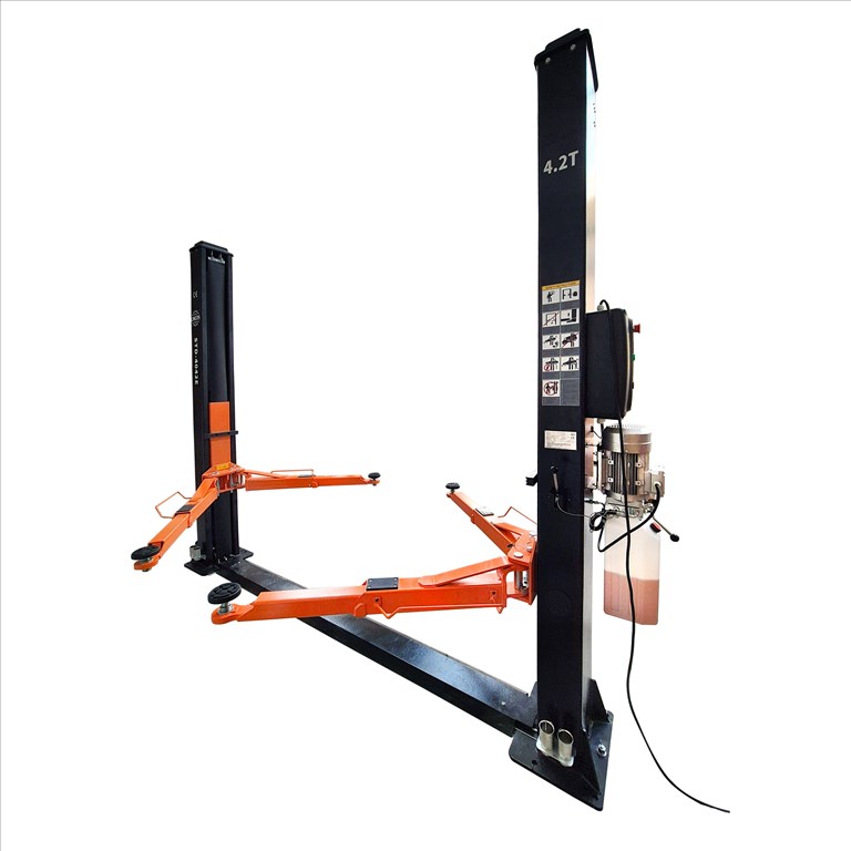 Lincos Kétoszlopos csápos emelő 4,2t, manuális biztonsági zárkioldás - STD-4042E 400V 1. kép