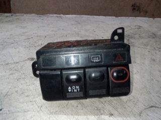 Mitsubishi Space Runner I Vészvillogó Kapcsoló *123257*