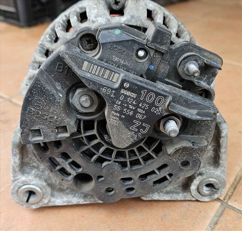 Opel Astra H TwinTop 1.6 Generátor ZJ z16xep 55556067 5. kép