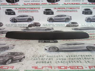 Alfa Romeo Giulietta 156088501 számú, bal hátsó matt fekete kárpit díszcsík