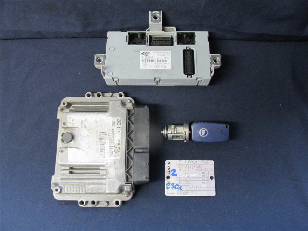 72468 Fiat Stilo 1,9 8v Diesel motorvezérlő szett 0281012862 1. kép