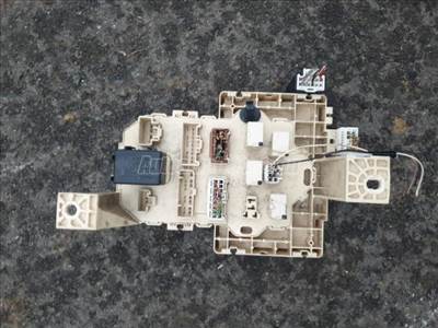 Suzuki Swift BCM komfort elektronika  3677062jb0