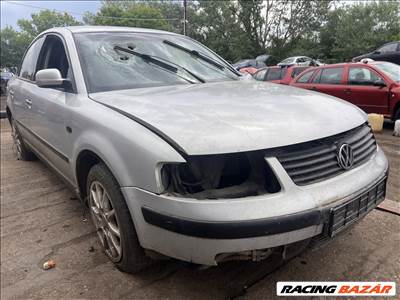 Volkswagen Passat B5 1.6i bontott alkatrészei