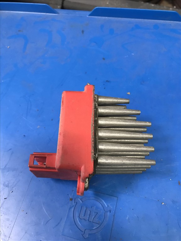 Audi A4 (B5 - 8D) előtét ellenállás 357907521 1. kép