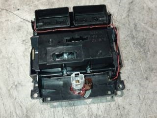 Audi A8 (D3 - 4E) Fűtéskapcsoló (digit klímás) *135262* 4e0819203b 3. kép