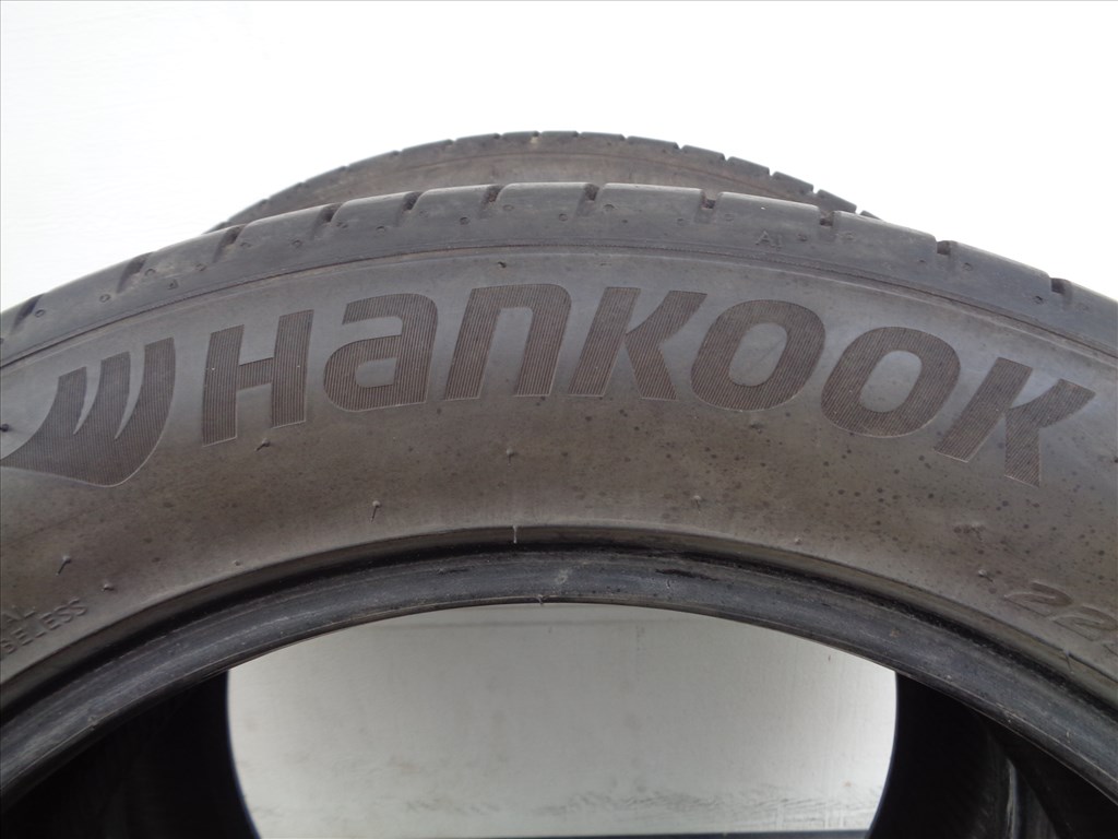 Hankook 225/55R19 nyári gumi 2db újszerű állapotban eladó. 6. kép