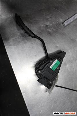 Renault Master gázpedál 7700314525