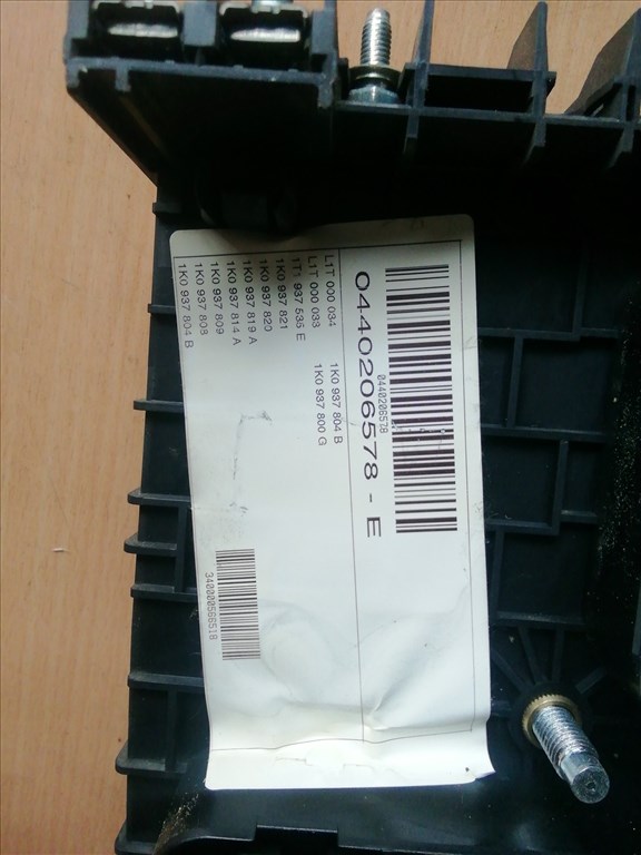 Volkswagen Touran 2005-2008 külső Biztosítéktábla 1k0937804b 4. kép