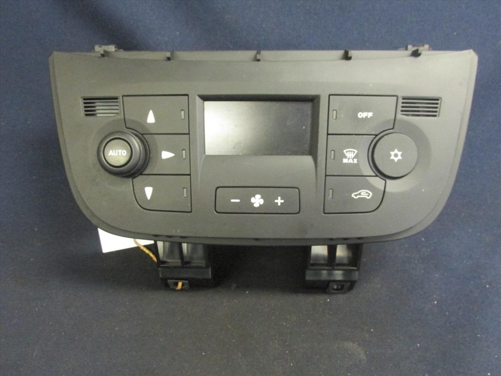 Fiat Doblo 2009-2023 digit klímás fűtéskapcsoló 735498549 1. kép
