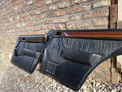 Mercedes w124 bontott bőr ajtókárpitok