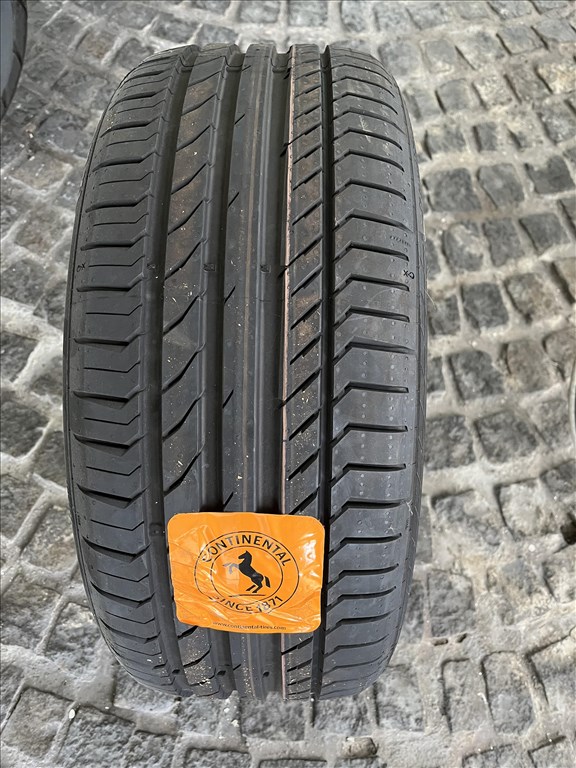  215/4018" új Continental nyári gumi gumi 1. kép